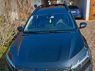 Gebraucht Dacia Jogger Comfort 110 PS (80 kW) 2022 Schwarz Van / Kleinbus