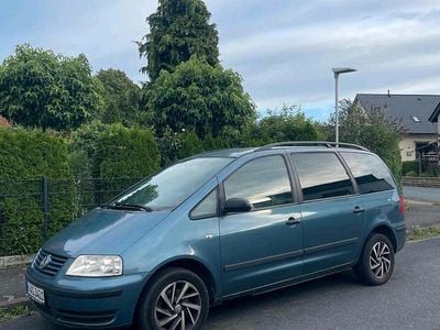 VW Sharan