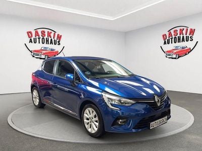 Blau Gebraucht 2021 Renault Clio V Experience Limousine | 15.700 € (Fairer Preis)