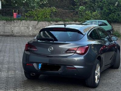 Opel Astra GTC
