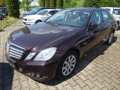 Mercedes E200