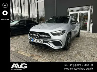 Gebraucht Mercedes GLA200 AMG 163 PS (119 kW) 2025 Lack hightechsilber SUV