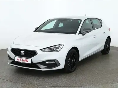 Gebraucht Seat Leon Beats 150 PS (110 kW) 2022 Weiß Limousine