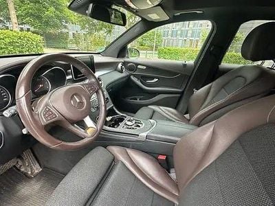 Mercedes GLC220