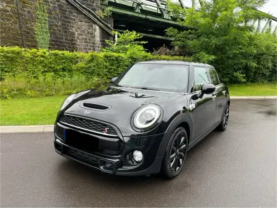 Gebraucht Mini Cooper S 192 PS (141 kW) 2019 Schwarz Kleinwagen