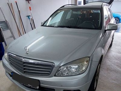 Mercedes C200