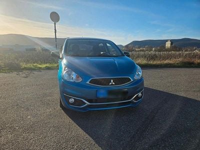 Gebraucht Mitsubishi Space Star Diamant Edition 80 PS (58 kW) 2020 Blau Kleinwagen