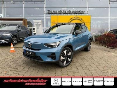 Gebraucht Volvo XC40 Plus 175 kW (238 PS) 2024 Fjord blue metallic/kontrastda SUV
