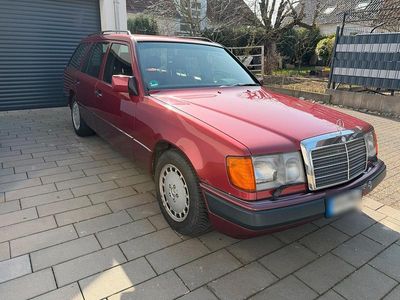 Gebraucht Mercedes E230 132 PS (97 kW) 1992 Rot Kombi
