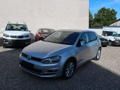 Gebraucht VW Golf VII LOUNGE 86 PS (63 kW) 2016 Silber Limousine