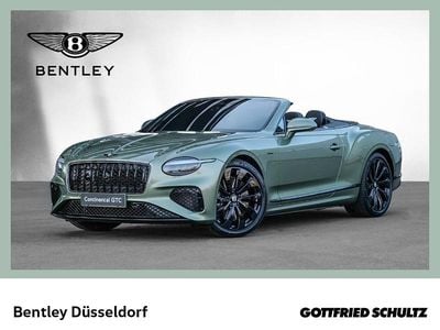 Neu Bentley Continental 680 PS (500 kW) 2026 Grün Cabrio