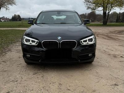 Gebraucht BMW 118 Advantage 150 PS (110 kW) 2017 Schwarz Kleinwagen