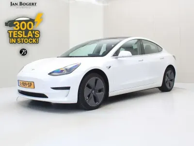 Gebraucht Tesla Model 3 Standard Range 225 kW (306 PS) 2020 Weiß Limousine