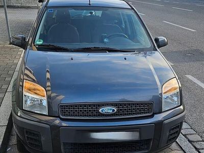 Gebraucht Ford Fusion 80 PS (58 kW) 2008 Grau Kleinwagen