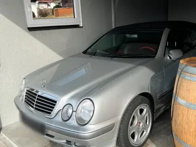 Gebraucht Mercedes CLK230 192 PS (141 kW) 1999 Silber Cabrio