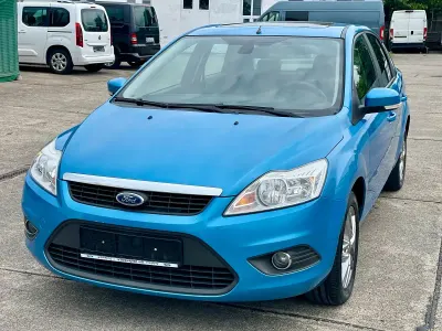 Gebraucht Ford Focus 145 PS (106 kW) 2009 Blau Limousine