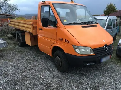 Używany Mercedes Sprinter 122 KM (89 kW) 2000 Pomarańczowy
