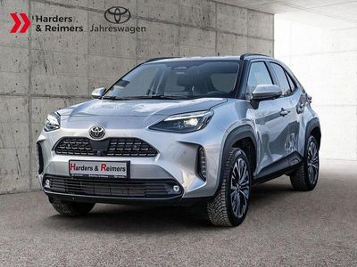 Gebraucht Toyota Yaris Cross Style 131 PS (96 kW) 2024 Silber SUV