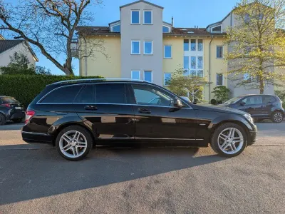 Gebraucht Mercedes C200 184 PS (135 kW) 2008 Schwarz Limousine