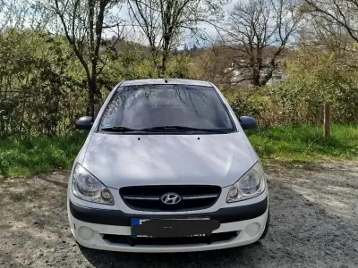 Gebraucht Hyundai Getz 67 PS (49 kW) 2009 Weiß Kleinwagen