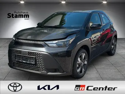 Gebraucht Toyota Aygo X Active 116 PS (85 kW) 2026 Schwarz SUV