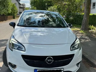 Gebraucht Opel Corsa Color Edition 101 PS (74 kW) 2016 Weiß Kleinwagen