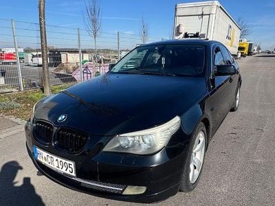Gebraucht BMW 525 197 PS (144 kW) 2008 Schwarz Limousine