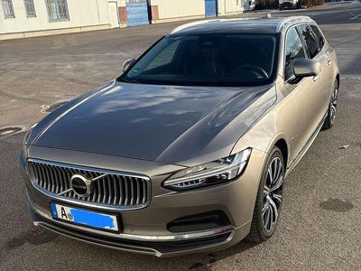 Second-hand Volvo V90 Momentum 197 CP (144 kW) 2021 Gri Break