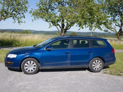 Gebraucht VW Passat Trendline 140 PS (102 kW) 2008 Blau Kombi