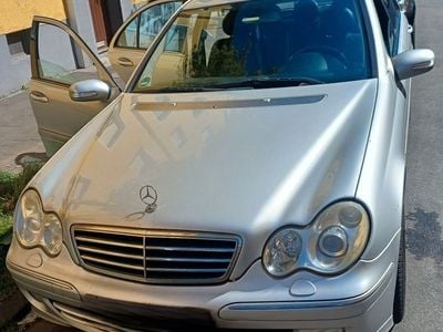 Mercedes C180