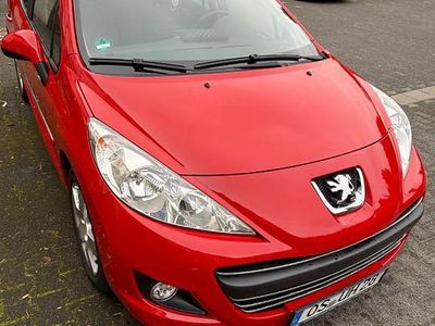 Gebraucht Peugeot 207 Premium 120 PS (88 kW) 2010 Rot Limousine