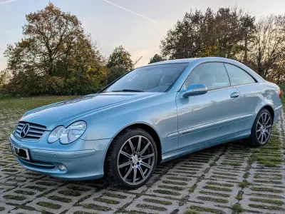 Gebraucht Mercedes CLK240 Elegance 170 PS (125 kW) 2002 Blau Coupé