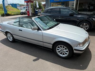 Gebraucht BMW 320 Cabriolet Exclusive 150 PS (110 kW) 1998 Silber Cabrio