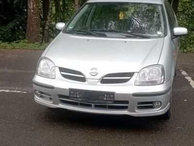 gebraucht Nissan Almera Tino 1.8 Benzin.