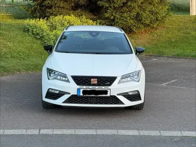 Gebraucht Seat Leon 4Drive 300 PS (220 kW) 2019 Weiß Limousine