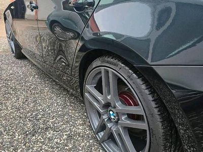 Gebraucht BMW 116 122 PS (89 kW) 2011 Schwarz Kleinwagen