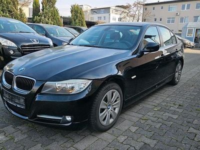 Usata BMW 318 143 CV (105 kW) 2009 Nero Berlina