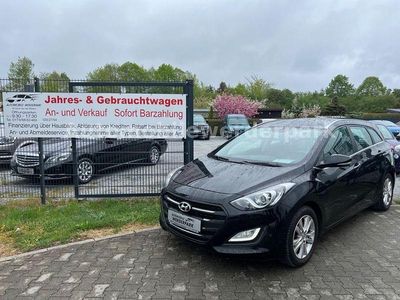 Schwarz Gebraucht 2014 Hyundai i30 Trend Kombi | 9.999 € (Etwas zu teuer)