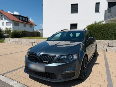 Gebraucht Skoda Octavia RS 184 PS (135 kW) 2017 Grau Kombi