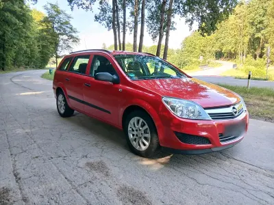 Gebraucht Opel Astra 116 PS (85 kW) 2009 Rot Kombi