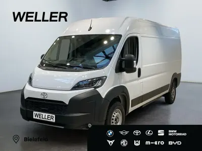 Nowe Toyota Proace 205 kW (279 KM) 2026 Biały Minivan