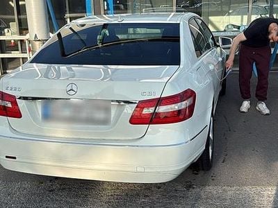 Mercedes E220