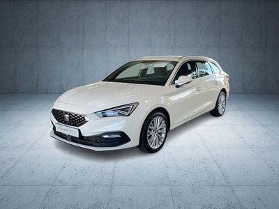 Weiß Gebraucht 2022 Seat Leon XCELLENCE Limousine | 17.477 € (Fairer Preis)