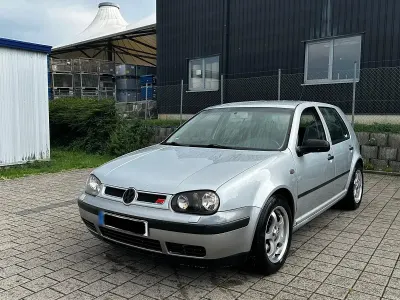 Gebraucht VW Golf IV 101 PS (74 kW) 2003 Grau Kleinwagen