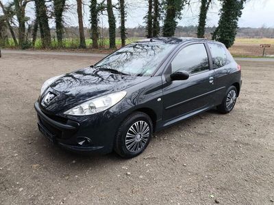 gebraucht Peugeot 206+ 206+ 1.4 Klima AHK Segr Gepflegt TÜV 03/2026