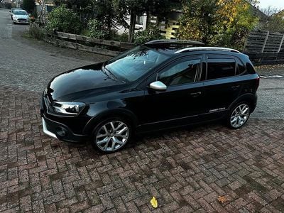 Schwarz Gebraucht 2016 VW Polo Cross Kleinwagen | 8.000 €