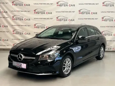 Gebraucht Mercedes CLA180 Shooting Brake 122 PS (89 kW) 2018 Schwarz Kombi