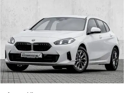 Używany BMW 120 Shadowline 170 KM (125 kW) 2025 Biały Hatchback