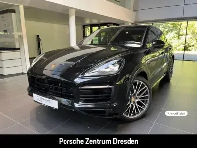 Gebraucht Porsche Cayenne E-Hybrid Coupe Platinum Edition 462 PS (339 kW) 2022 Chromitschwarzmetallic SUV