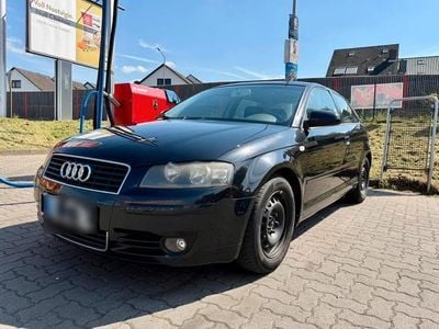 Second-hand Audi A3 105 CP (77 kW) 2004 Negru Hatchback